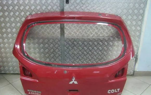 Mitsubishi Colt Tailgate/trunk/boot lid