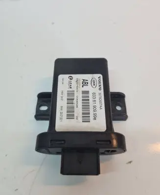 Volvo V70 Light module LCM 30782657AA 6336190999e 532275803