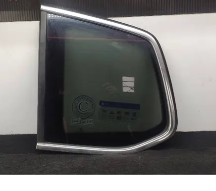 Rear side window