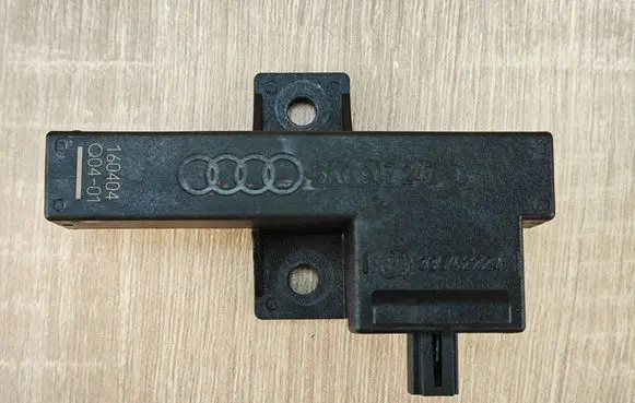 Audi A7 S7 4G Keyless (KESSY) go control unit/module 8K0907247