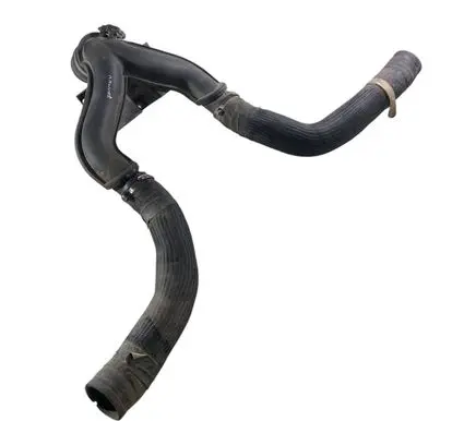 Intercooler hose/pipe