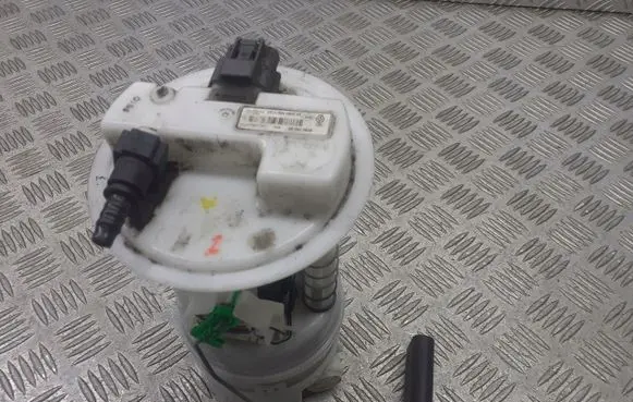 Renault Twingo II In-tank fuel pump 8200360239