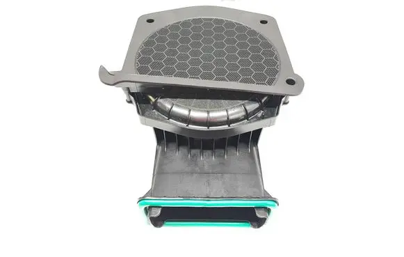 BMW X4 G02 Subwoofer speaker 6811926