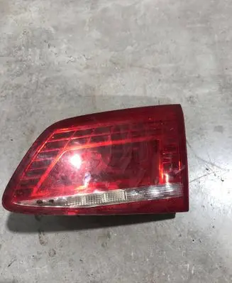 Volkswagen PASSAT B7 Tailgate rear/tail lights 3AF945308F