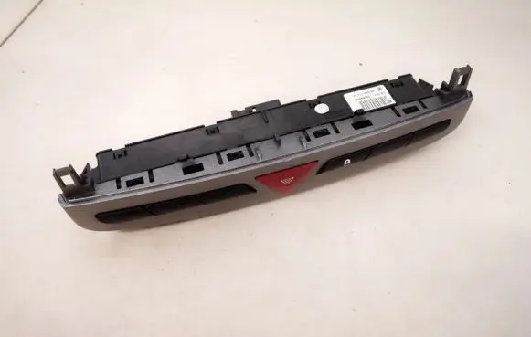 Peugeot 308 Hazard light switch 9659417177