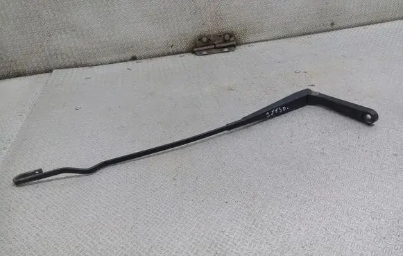 Volkswagen Transporter - Caravelle T4 Front wiper blade arm 701955410A