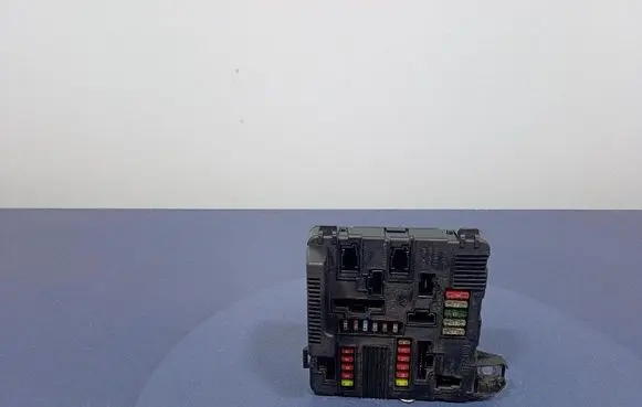 Renault Scenic II - Grand scenic II Fuse box set 8202306032A