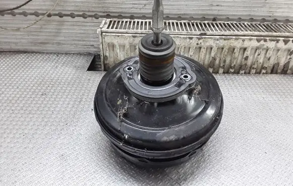 Volkswagen Phaeton Brake booster 3D1612105B