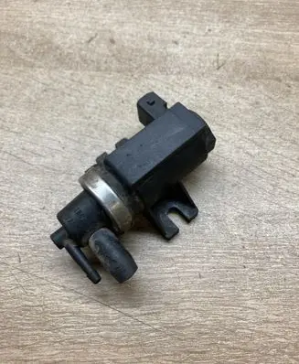 Audi A6 S6 C5 4B Turbo solenoid valve 1H0906627 72190320