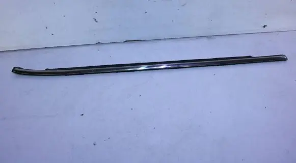 Alfa Romeo Giulietta Rear door glass trim molding
