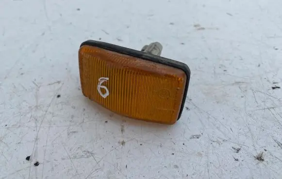 Toyota Corolla E90 Front fender indicator light 4446