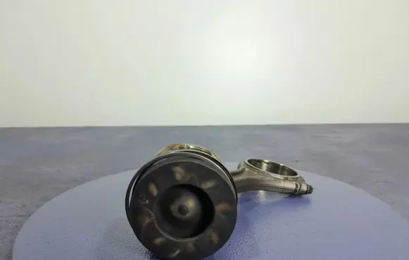 Audi A4 S4 B8 8K Piston 