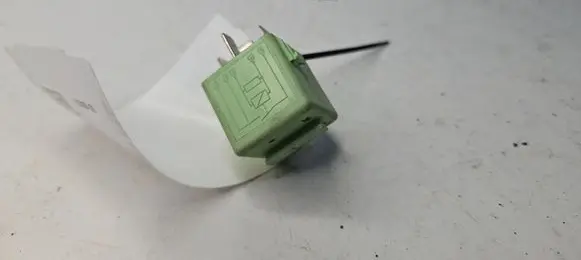 BMW 5 GT F07 Other relay 8373700 6136 23133A595312