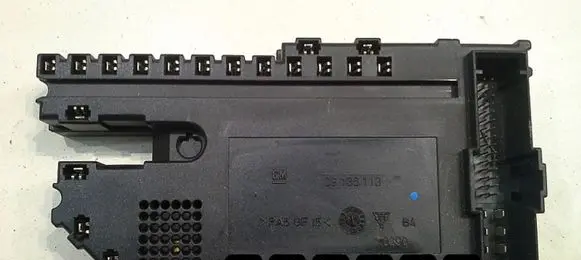 Opel Zafira A Engine control unit/module 09136113
