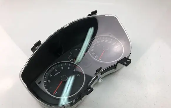 Hyundai i10 Speedometer (instrument cluster) 940131J010