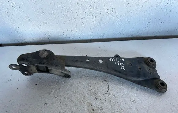 Toyota RAV 4 (XA40) Rear upper control arm/wishbone