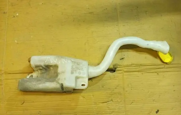 Renault Twingo II Windshield washer fluid reservoir/tank 8200619096