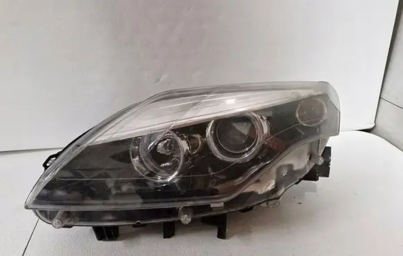 Renault Laguna III Headlight/headlamp 260603029R