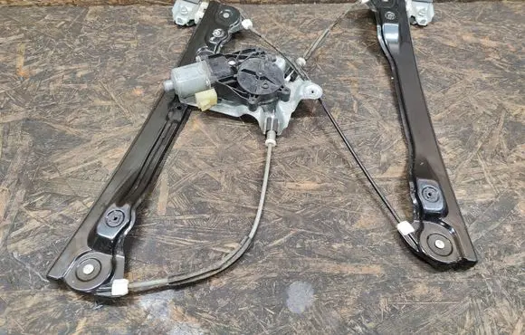 Chevrolet Cruze Front door window regulator with motor J3FRA