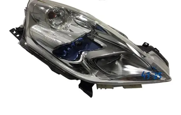 Nissan Leaf I (ZE0) Headlight/headlamp 26010-3NL5A