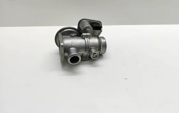 BMW 5 E60 E61 Throttle valve 70045000 7791480