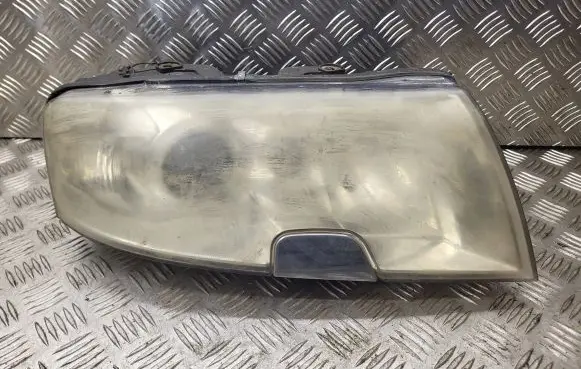 Skoda Superb B5 (3U) Headlight/headlamp