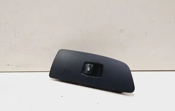 BMW 1 E81 E87 Electric window control switch 6970242