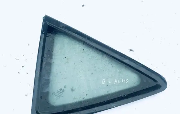 KIA Ceed Rear side window
