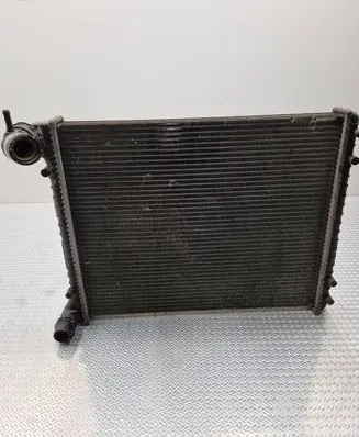 Audi A2 Coolant radiator 8Z0121251D