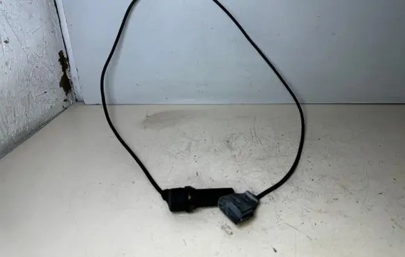 Volkswagen PASSAT B5.5 Crankshaft position sensor 038907319E 038907319 ABE038907319E