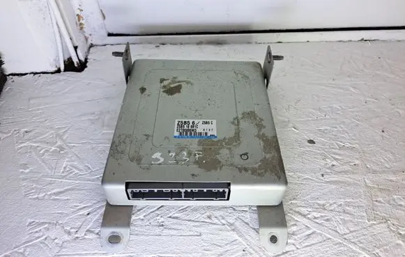 Acura ILX Engine control unit/module Z5B518881C E2T86886M3 Z5B56