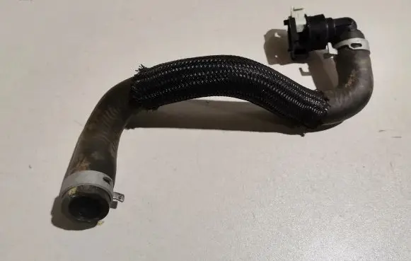 Lexus UX Engine coolant pipe/hose