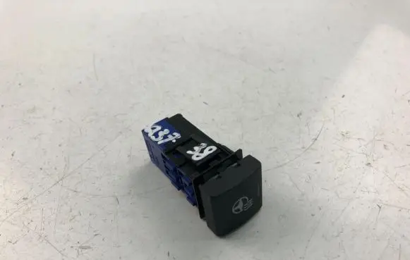 Mazda 6 Seat heating switch M68760