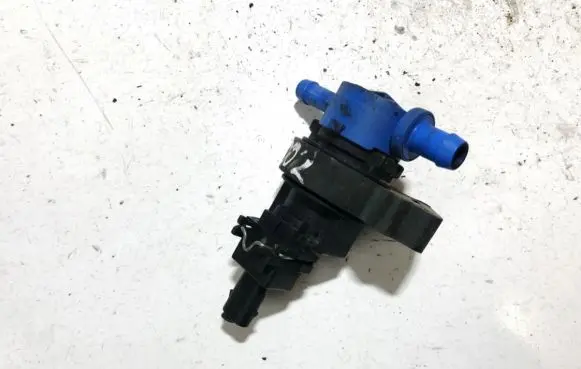 Mercedes-Benz CLK A209 C209 Turbo solenoid valve 0004703393