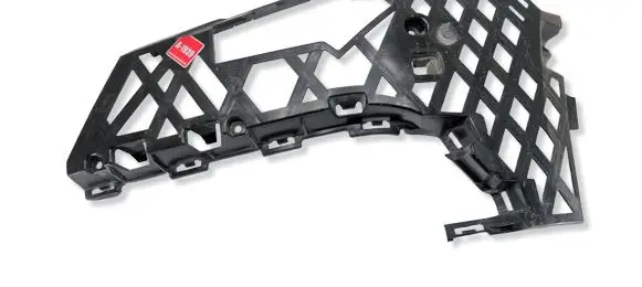 Volkswagen PASSAT B8 Front bumper mounting bracket 3G0807177