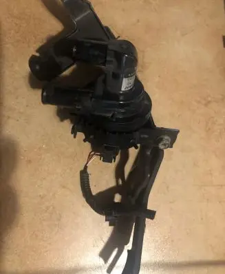Lexus NX Water pump 0641001301