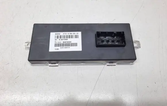 BMW 5 E60 E61 Suspension control unit/module 6786139 37146786139
