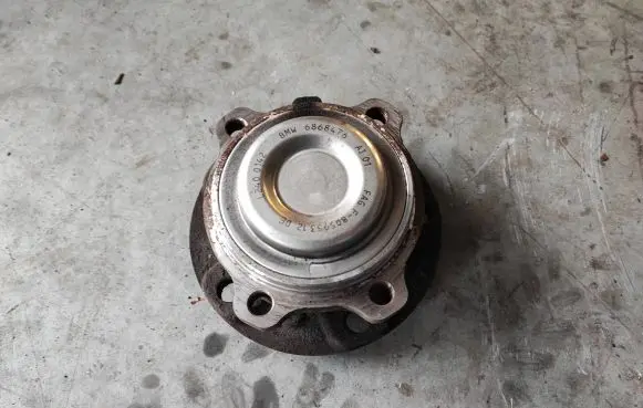 BMW 5 F10 F11 Front wheel ball bearing 6868476