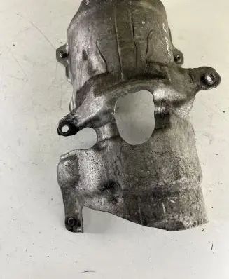 Exhaust heat shield