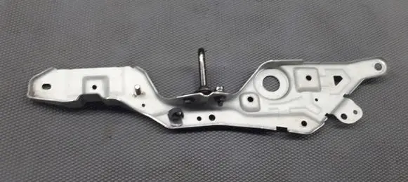 Hyundai Tucson TL Tailgate lock loop/hook striker 