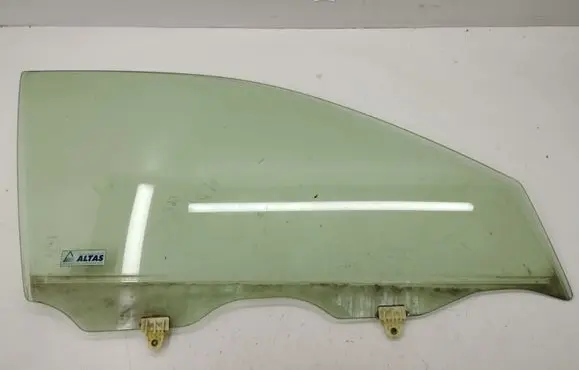 Nissan Murano Z50 Front door window glass four-door