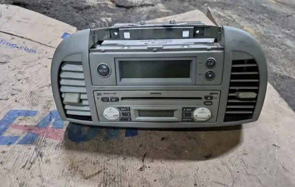 Nissan Micra Screen/display/small screen AX607 4X59643