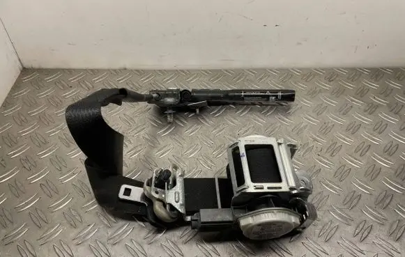 Ford Fusion II Front seatbelt HG9354612D65AD