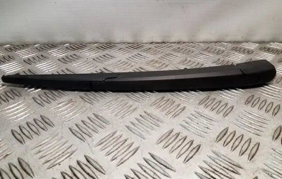 KIA Sorento Rear wiper blade arm 