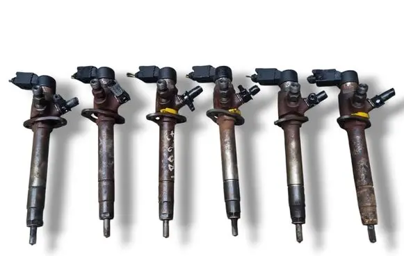 Land Rover Discovery 3 - LR3 Fuel injector 7H2Q9K546CB