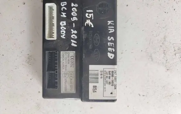 KIA Ceed Central console control unit 954001H510