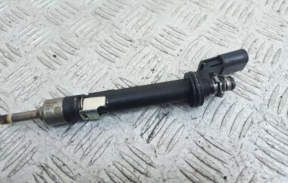 Volkswagen Atlas Fuel injector 03H906036F