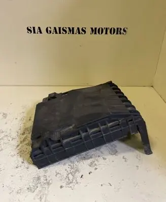 Volkswagen Touran I Fuse box cover 1K0937132
