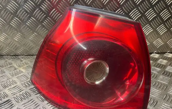 Volkswagen Golf V Rear/tail lights 1K6945095AC