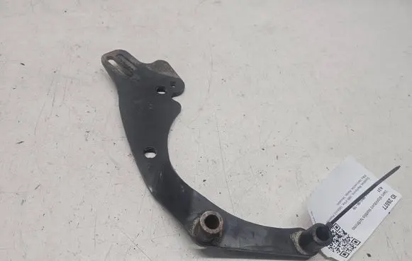 Seat Alhambra (Mk1) Power steering pump mounting bracket 028145544L
